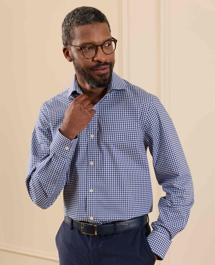 Men's Navy Poplin Gingham Check Classic Fit Formal Shirt With Single Cuffs model shot