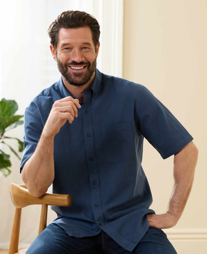 Men's Navy Linen Cotton Classic Fit Button-Down Short Sleeve Casual Shirt model shot
