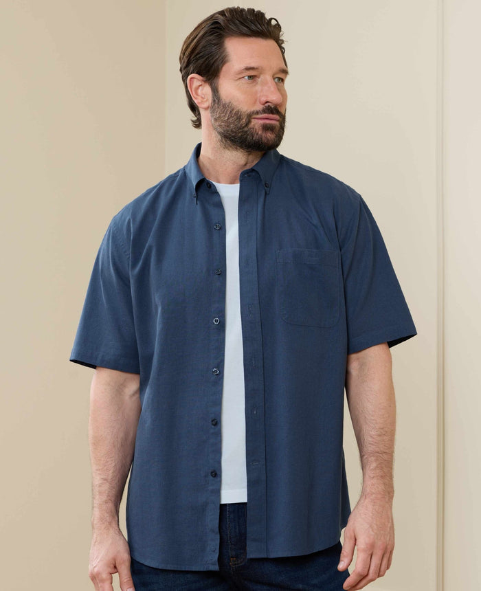 Men's Navy Linen Cotton Classic Fit Button-Down Short Sleeve Casual Shirt model shot