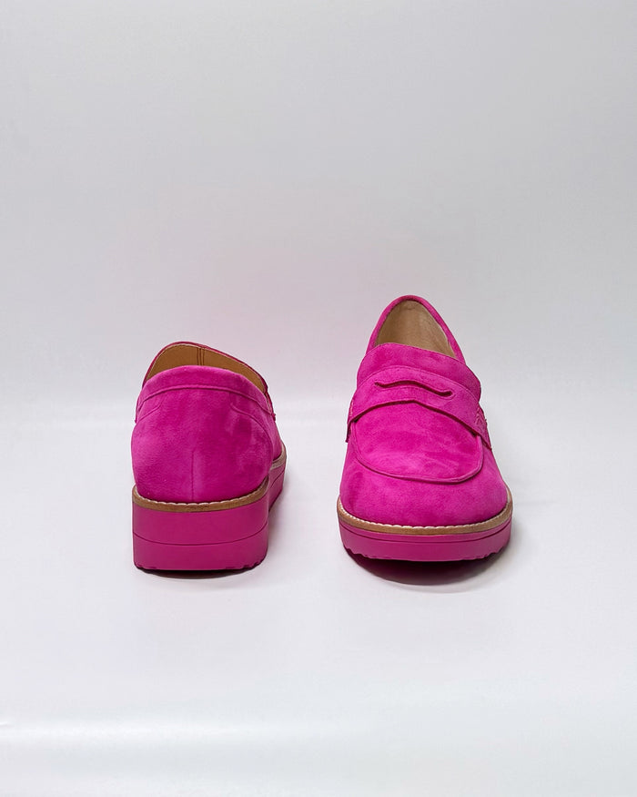 Oley (Fuchsia-Fuchsia Suede)