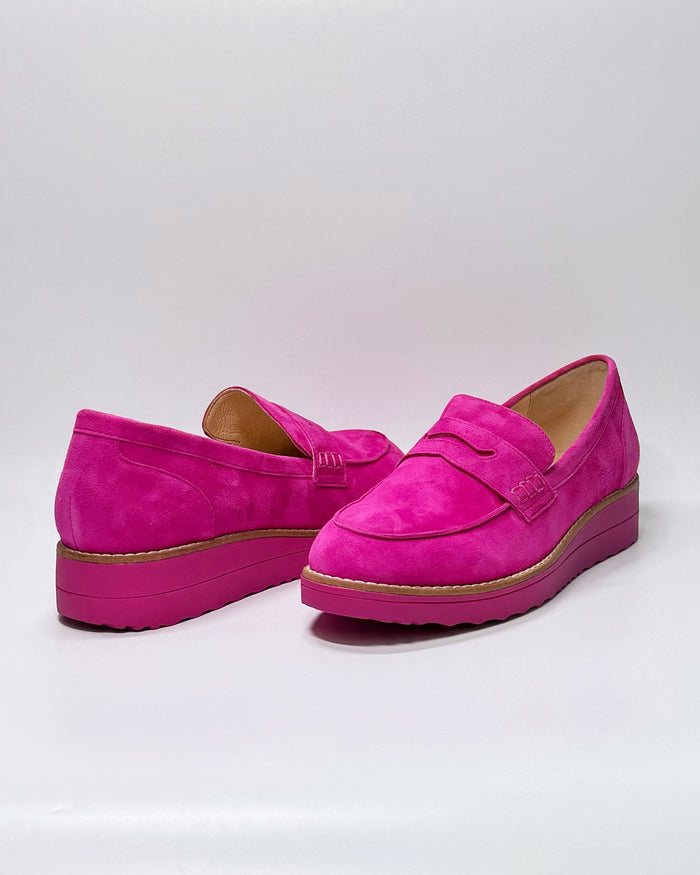 Oley (Fuchsia-Fuchsia Suede)