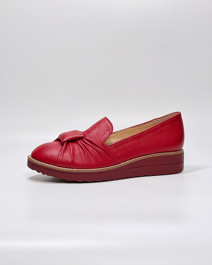 Ovsia (Dk Red-Red)