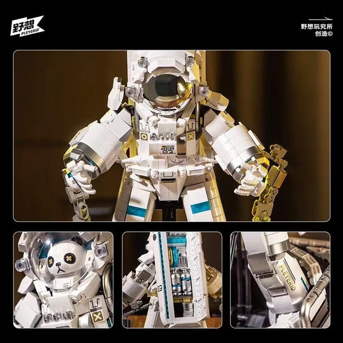PLEYERID Space astronaut model Afobrick
