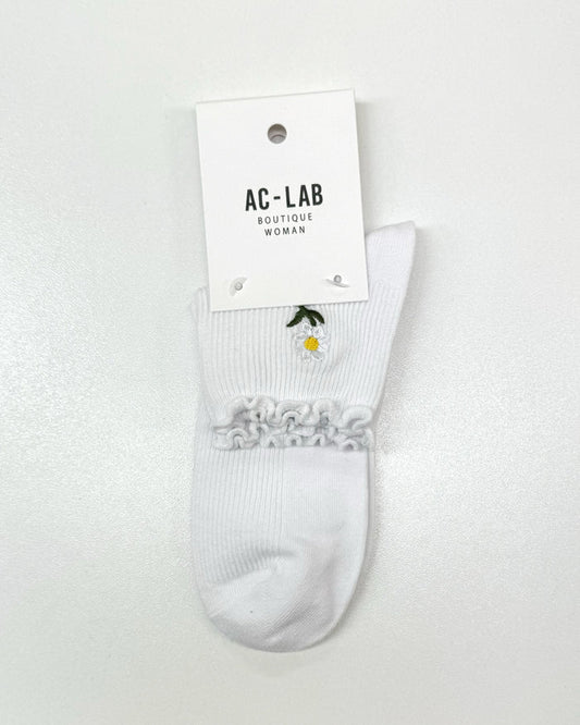 Qtr Crew Sock (Frill Embroidered Daisy)