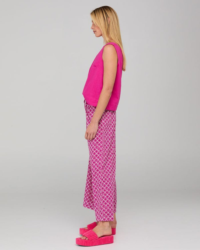 Ria Pant (Naples Viola)