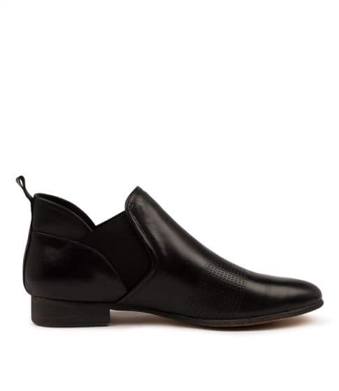 Rumi Leather Boots (Black)