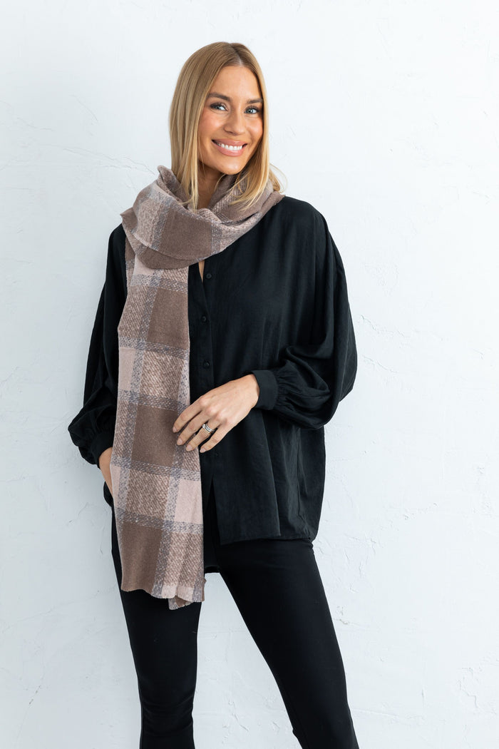 Scott Oversized Check Winter Scarf Taupe/Beige Check