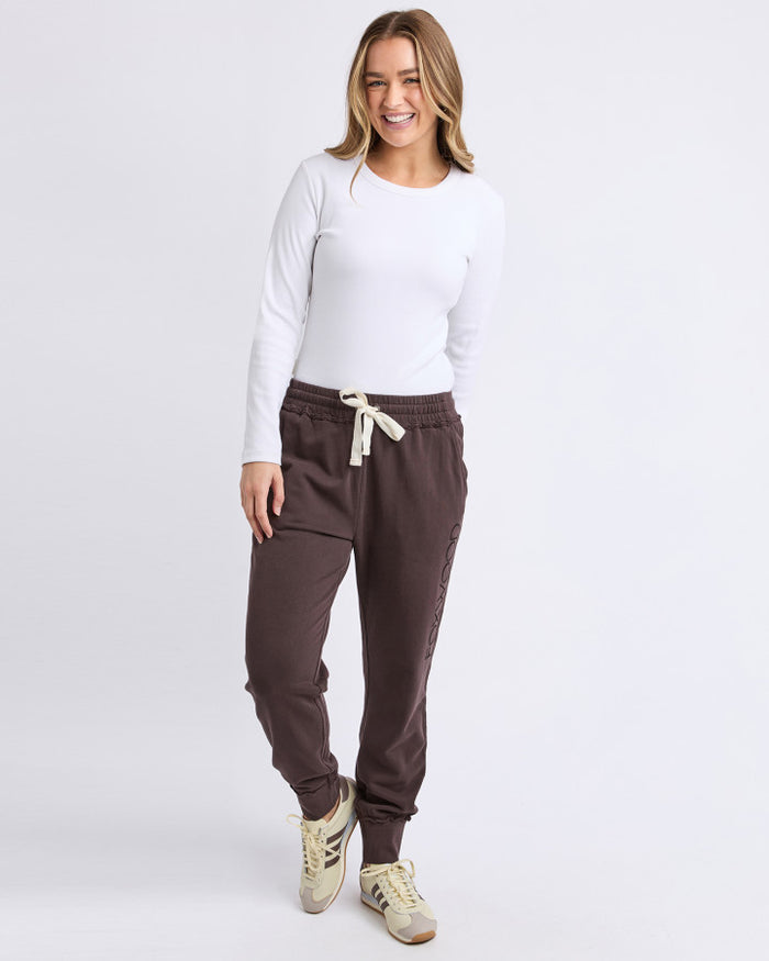 Foxwood Simplified Cotton Track Pant in Coffee | Women's Clothing | Gretel Lane