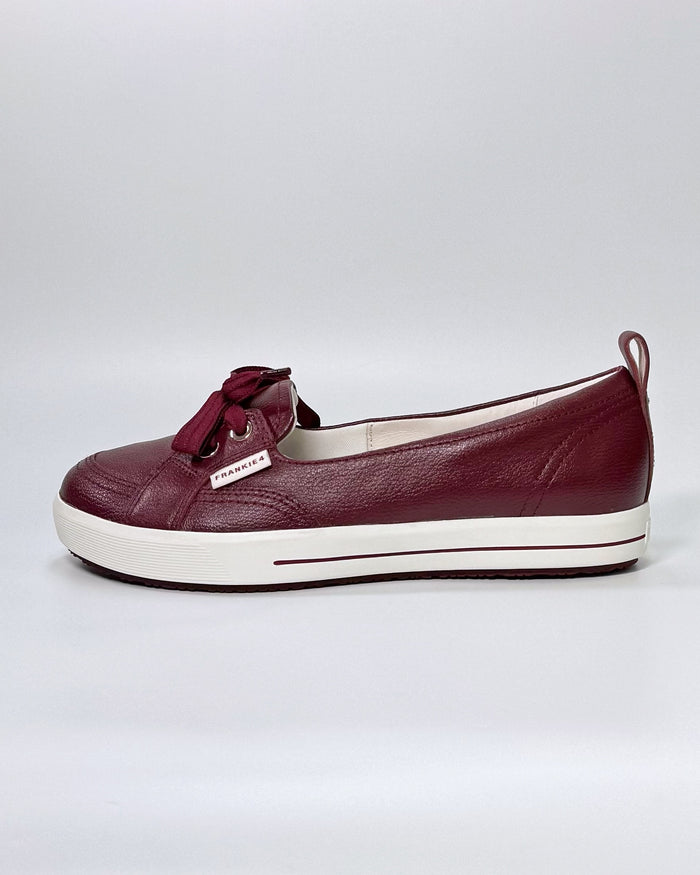 Sophie IV (Cranberry)
