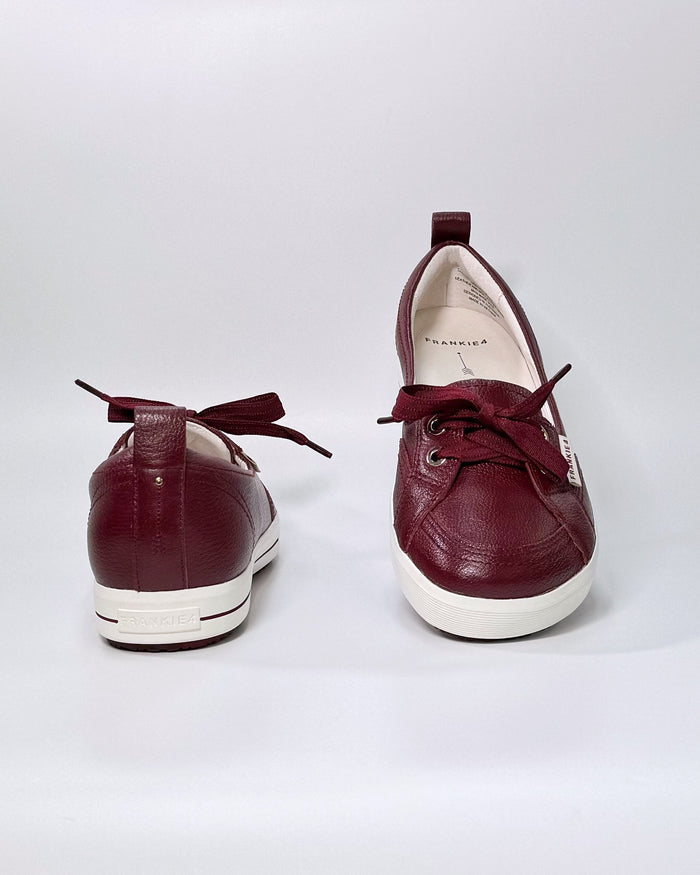 Sophie IV (Cranberry)