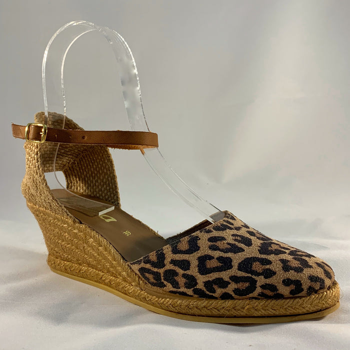 Zeta Spots Leopard Wedges