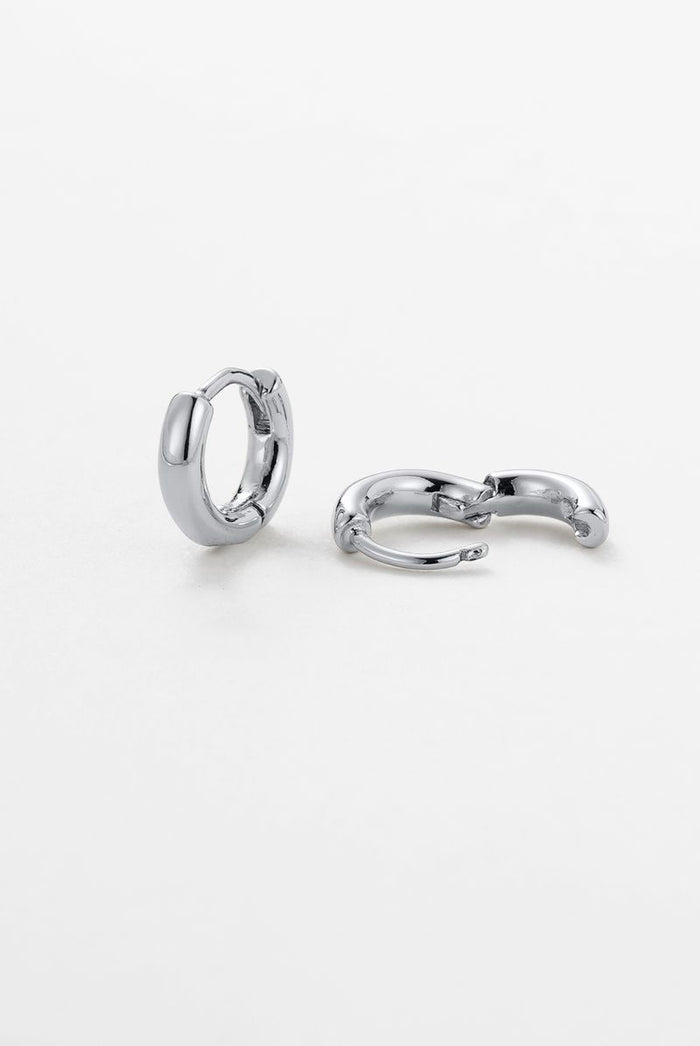 Suri Mini Huggie (Silver)