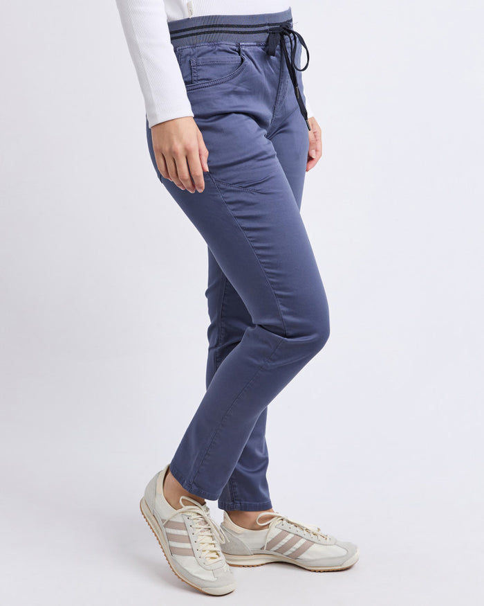 Foxwood Sylvia Relaxed Jogger Pant in Country Blue | Women's Clothing | Gretel Lane