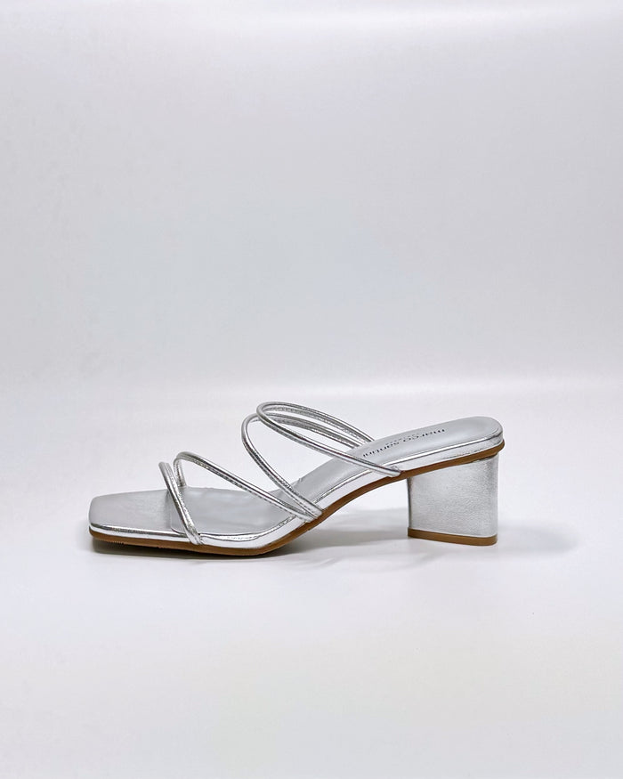 Tash (Silver)