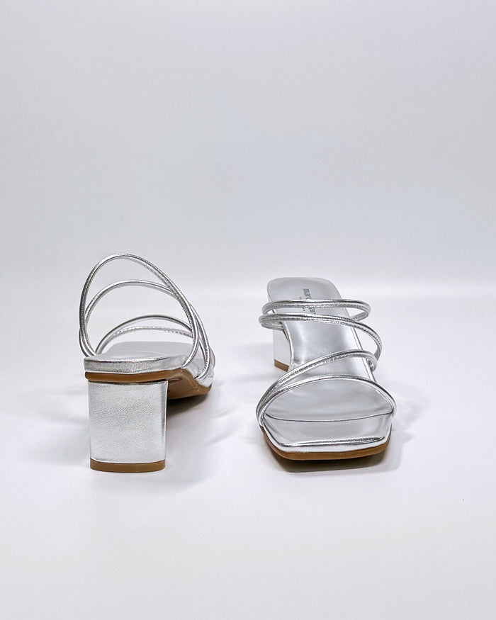 Tash (Silver)