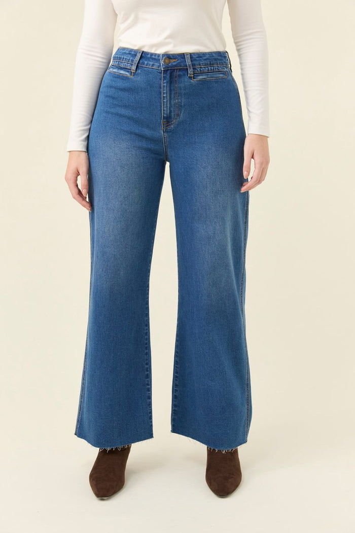 Isle of Mine Women's Blue Denim Raw Edge Tate Jean | Gretel Lane