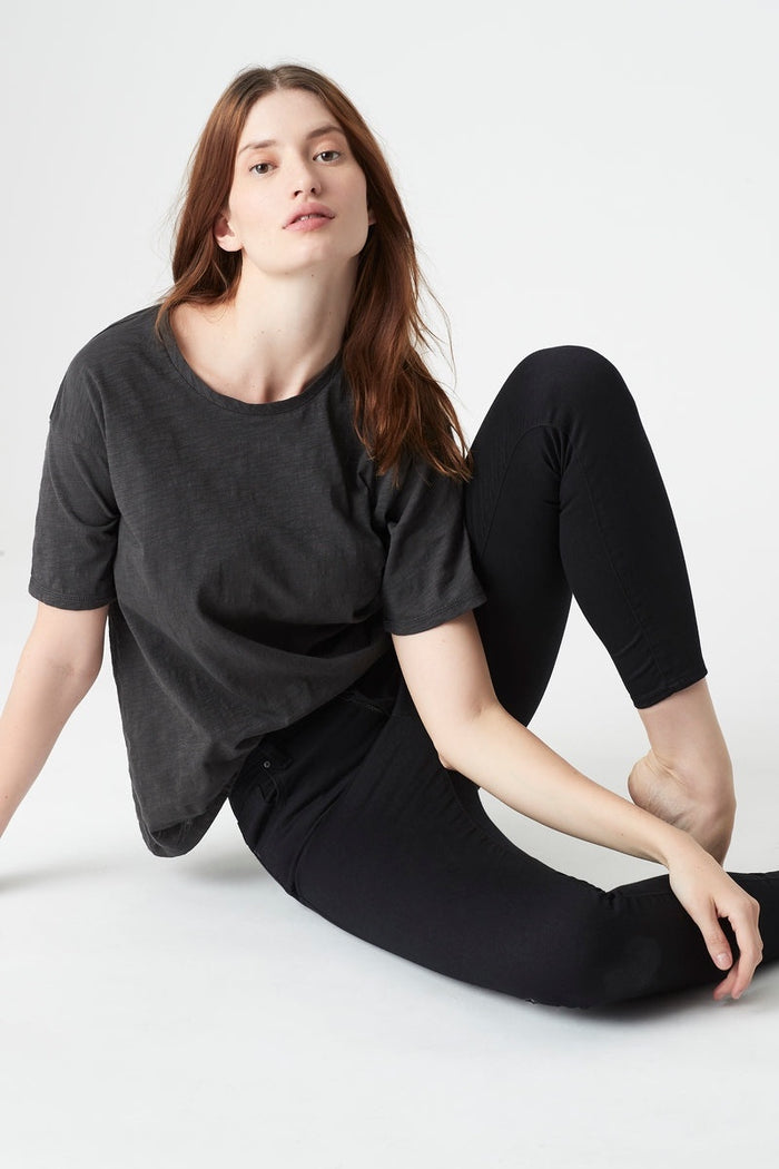 Tess (Black Tribeca)