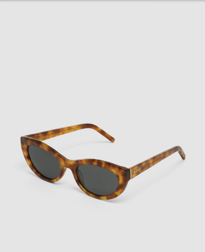 Banbé Eyewear Women's Estella Cat eye Sunglasses in Hazel Tortoiseshell | Gretel Lane