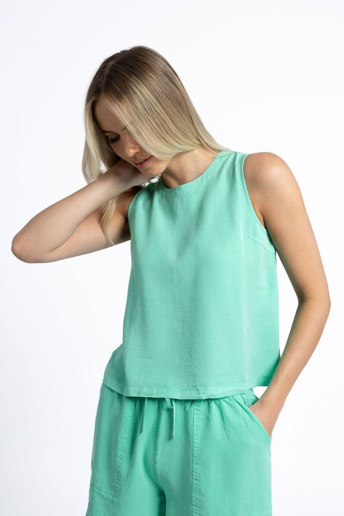 Tide Short (Green)