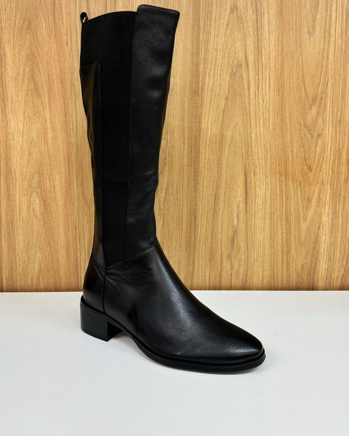Touss (Black)