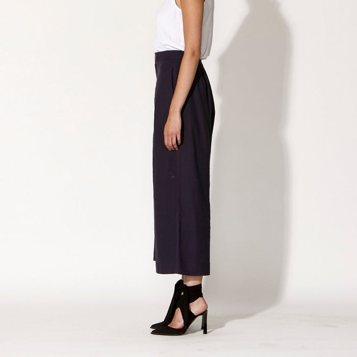 cropped wide-leg pant navy marine | Fate & Becker