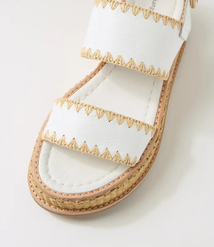 Vera (White)