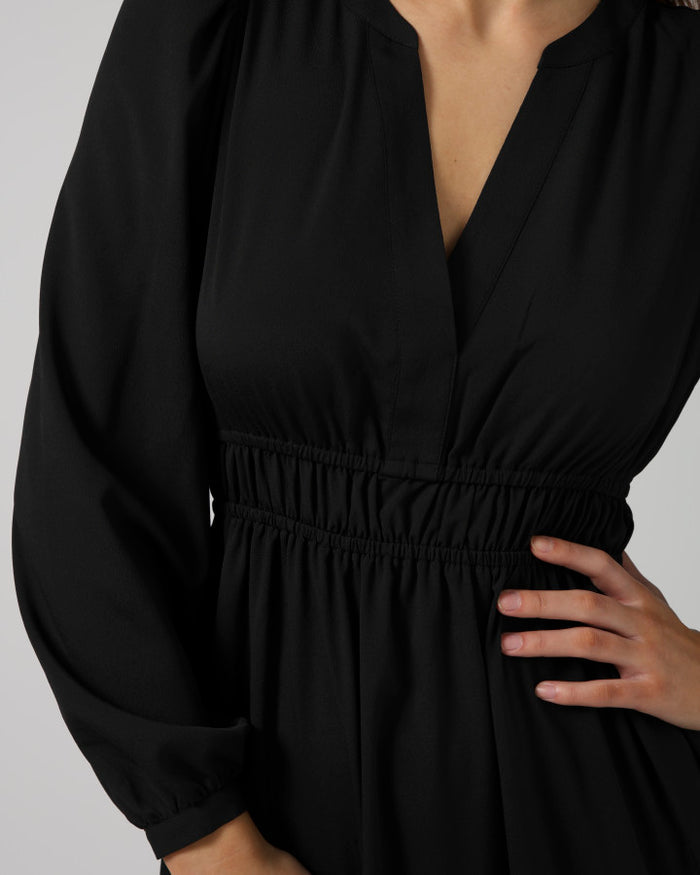 women’s maxi dress in classic black | Stella + Gemma