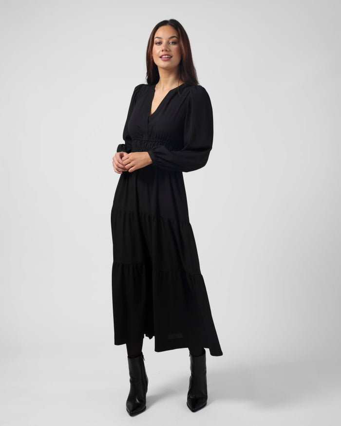 Stella + Gemma women’s maxi dress in classic black