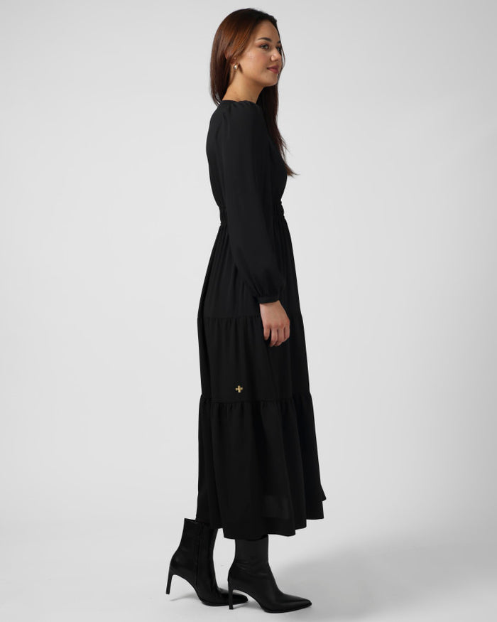 Stella + Gemma women’s maxi dress in classic black