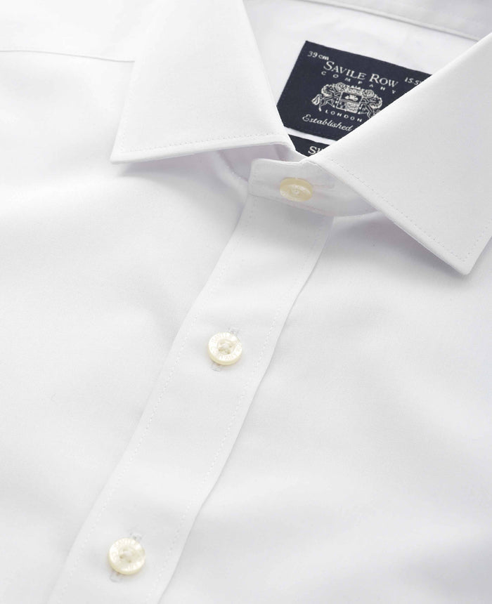 Men's White Cotton Poplin Slim Fit Non-Iron Shirt With Double Cuffs collar detail