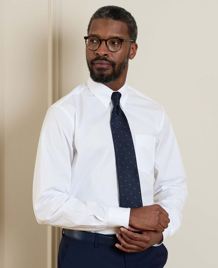 Men's White Cotton Poplin Tab Collar Classic Fit Formal Shirt With Single Cuffs model shot
