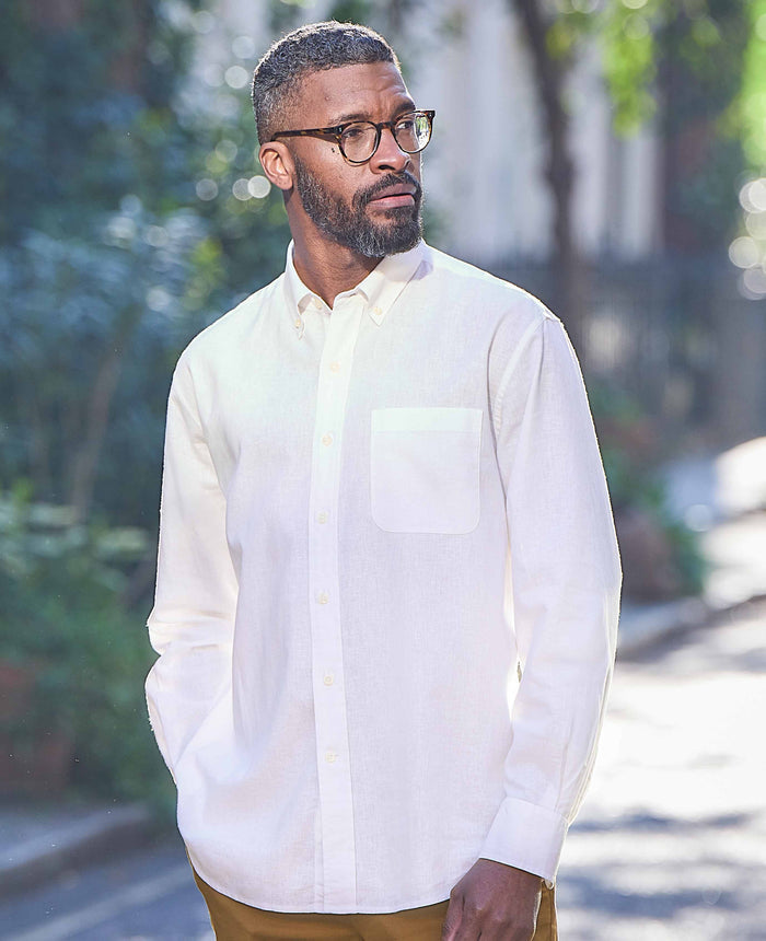Men's White Linen-Blend Classic Fit Casual Shirt model shot