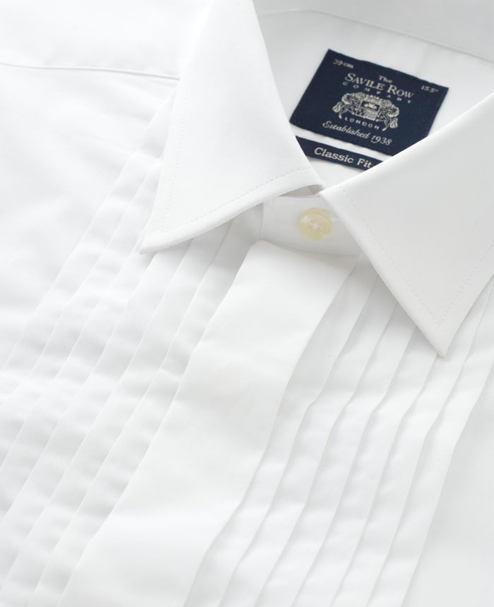Pleated dinner shirt