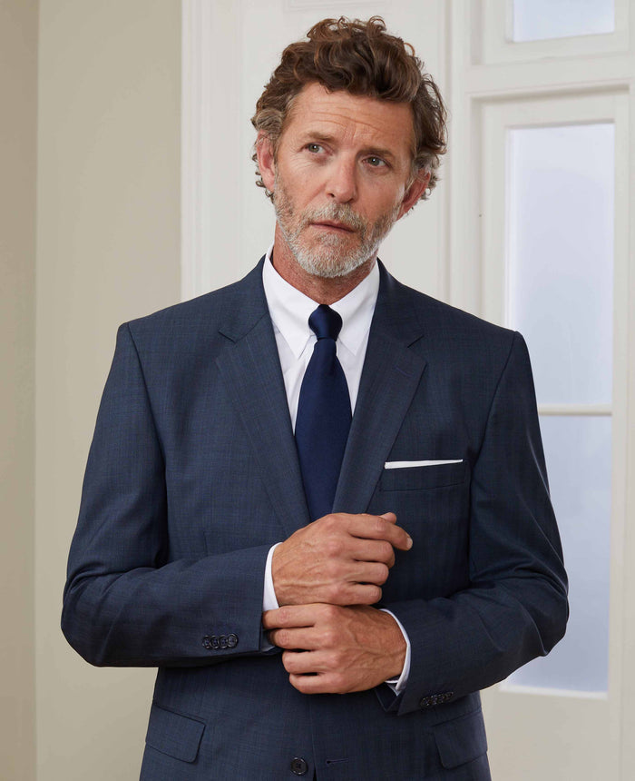 Men's White Tab Collar Slim Fit Classic Fit Formal Shirt With Single Cuffs model image